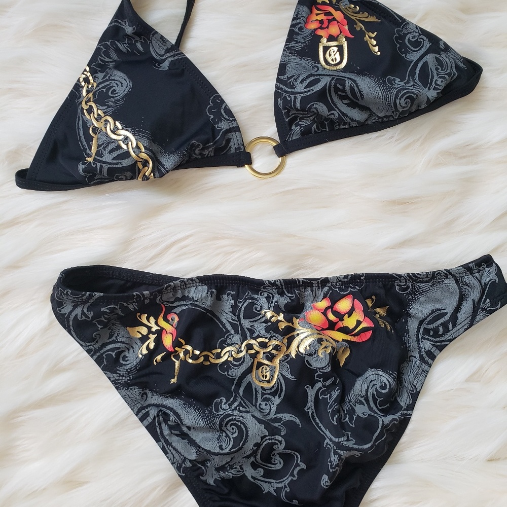 Guess bikini